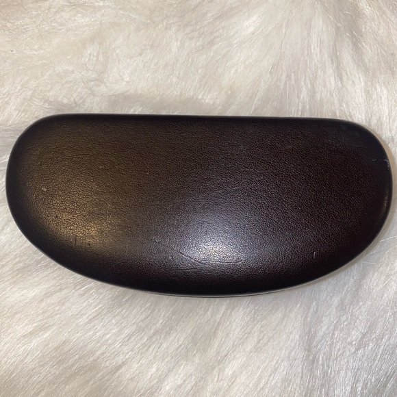 Michael Kors Camila sunglasses with hard case - Picture 3 of 12